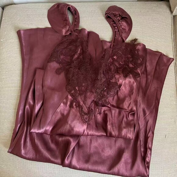 Bardot Ivy Lace Detail Maxi Dress Small Plum Satin Party Cocktail - Picture 3 of 7